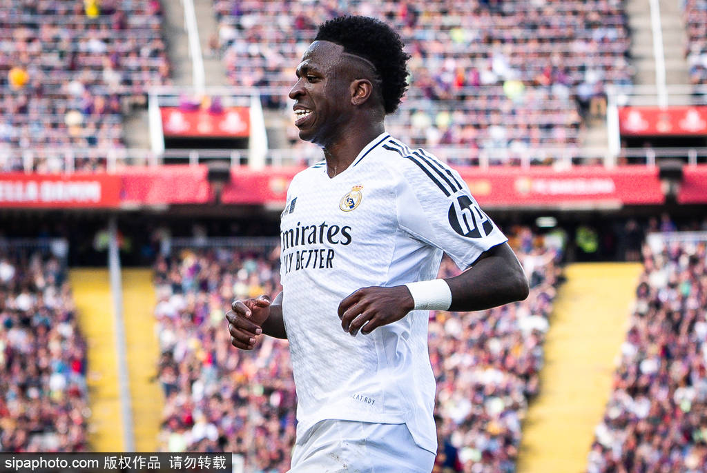 2万球迷发声！西甲赛季最佳：姆巴佩封王，17岁天才闪耀，皇马为何最失望？